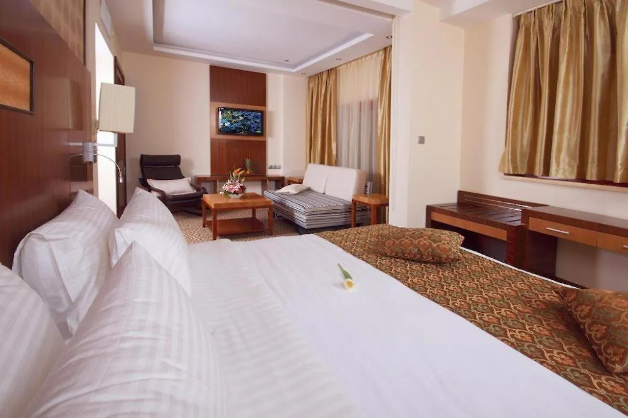 Sun And Sands Downtown Dubai Hotel
